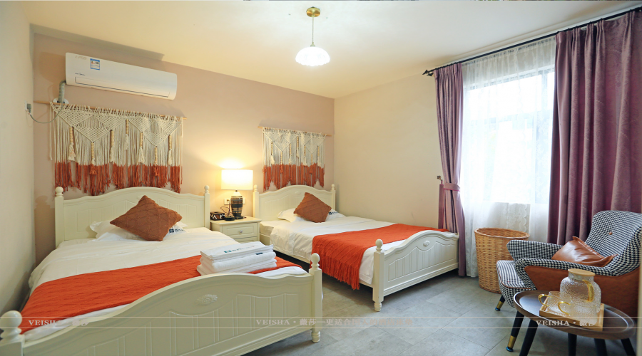 廣東深圳-羅馬假日精品客棧